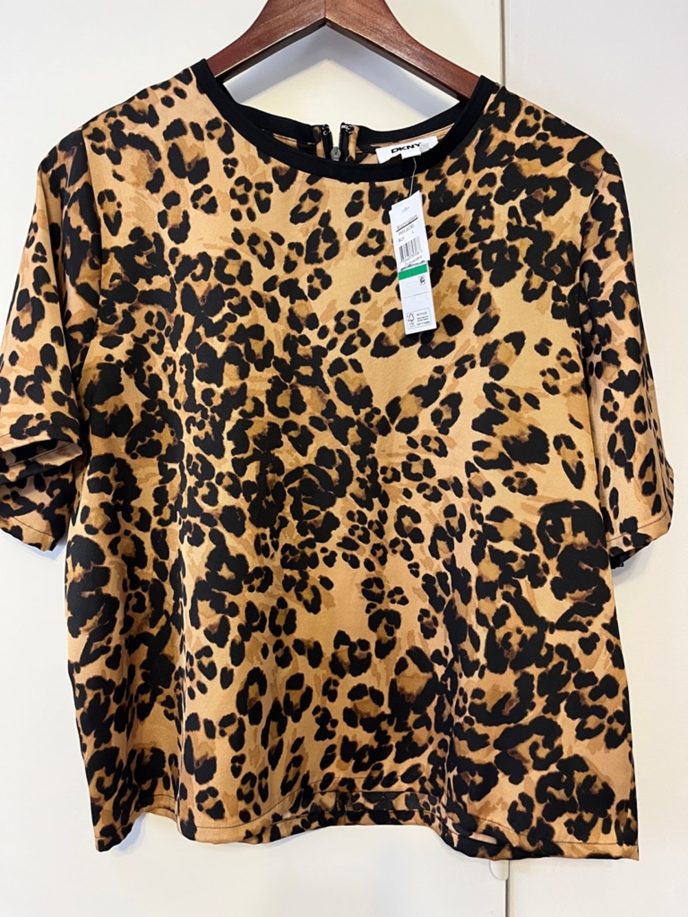 DKNY Women's Leopard Print Top - Black and Tan.🆕